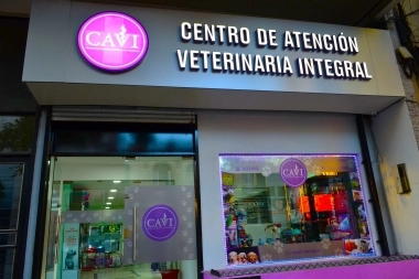 La veloz empleada de una veterinaria se escapó durante un asalto y corrió a buscar ayuda