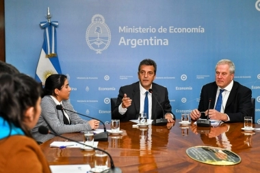 Massa anunció el aumento de las Becas Progresar: a cuánto llega su monto