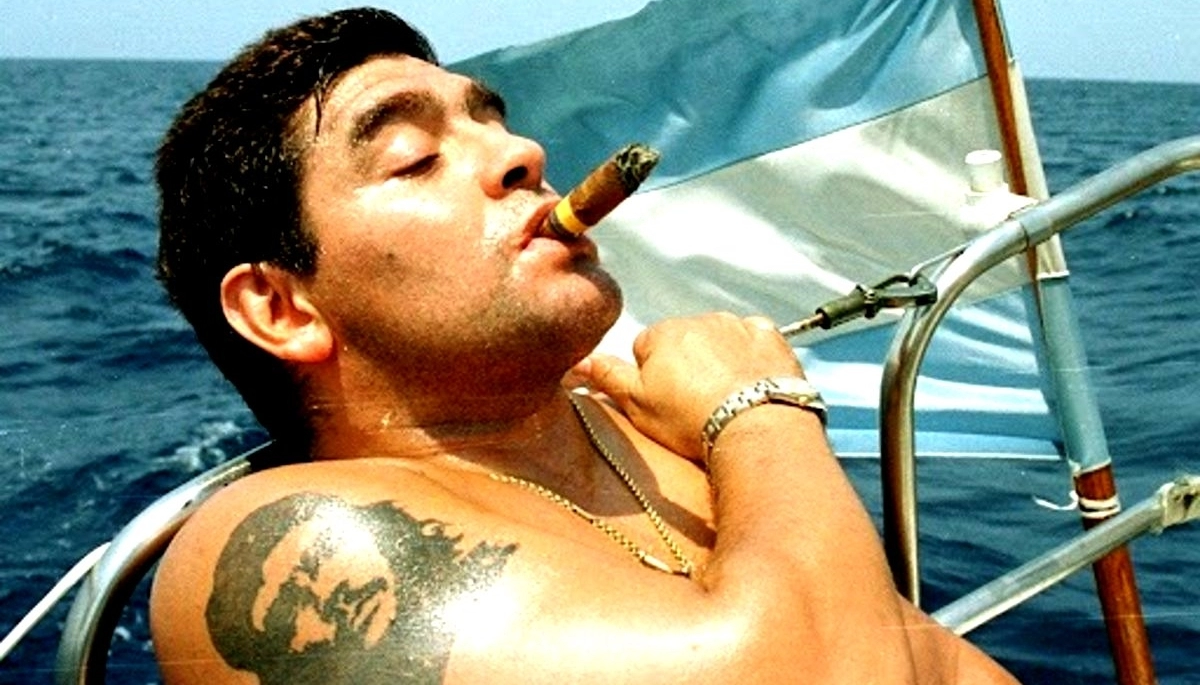 Locura en redes: la teoría que asegura que el "Aserejé" de Las ketchup habla de Maradona