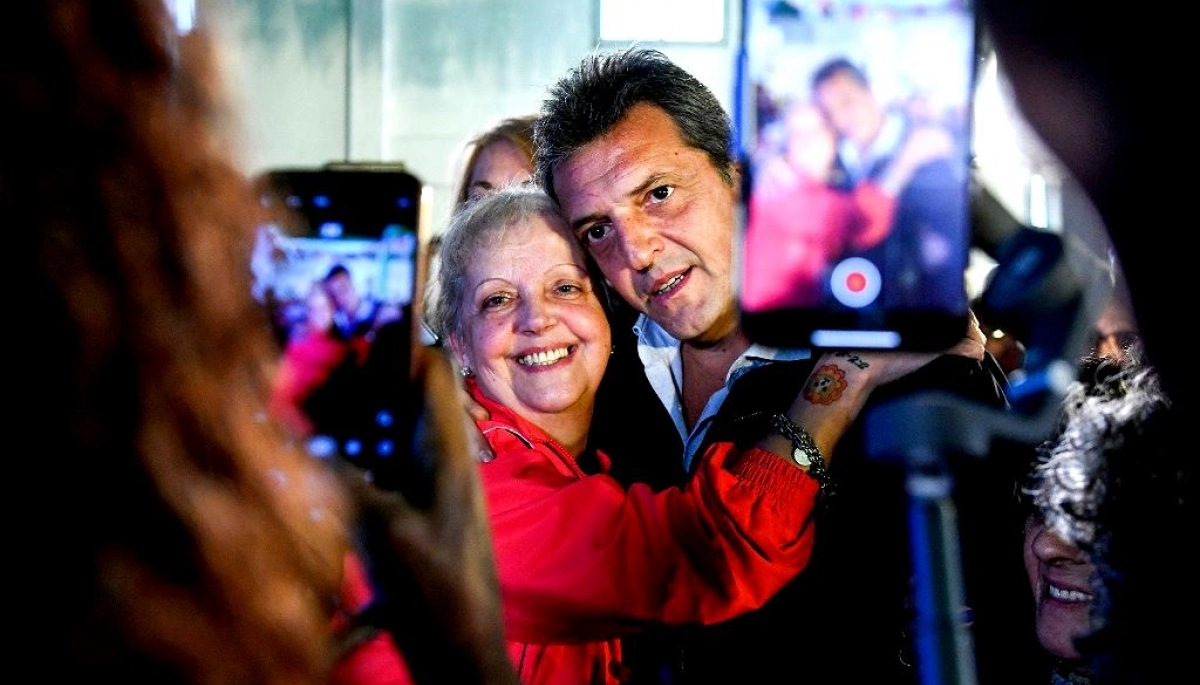 Massa oficializó el refuerzo alimentario de $45.000 para jubilados y exigió “memoria” para tener futuro