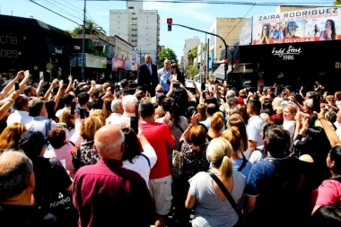 Bullrich visitó San Martín y dijo que D´Alessandro es un "candidato de lujo”
