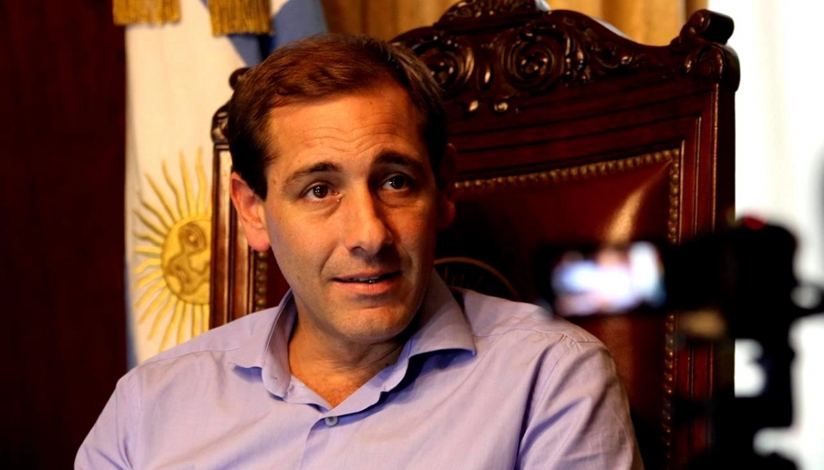 Elecciones en La Plata: Alak y Garro se disputan la intendencia en una reñidísima batalla