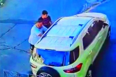 Intentaron robar una camioneta y pusieron a un niño en la línea de fuego