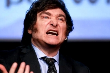 Milei tildó de “estúpidos” a los diputados y defendió la inflación del 30%: “Es un numerazo”