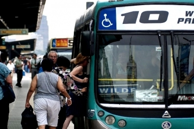 Empresas de colectivo del AMBA exigen más aumentos y amenazan con lanzar paro