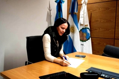 Distrito PRO firmó casi un 100% de aumento de sueldo para trabajadores municipales