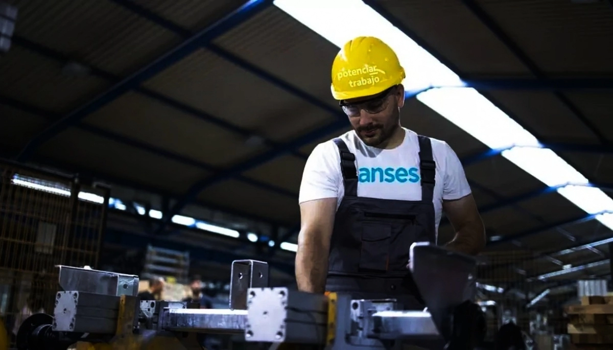 El gobierno dividió el “Potenciar Trabajo” en dos planes: cómo afectará a los bonaerenses