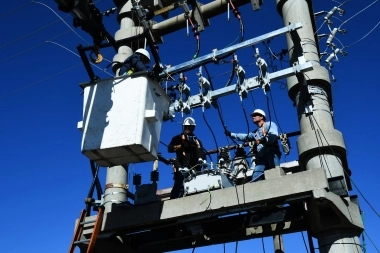 Polemica CAMMESA: Kicillof mostró su apoyo a las cooperativas eléctricas bonaerenses