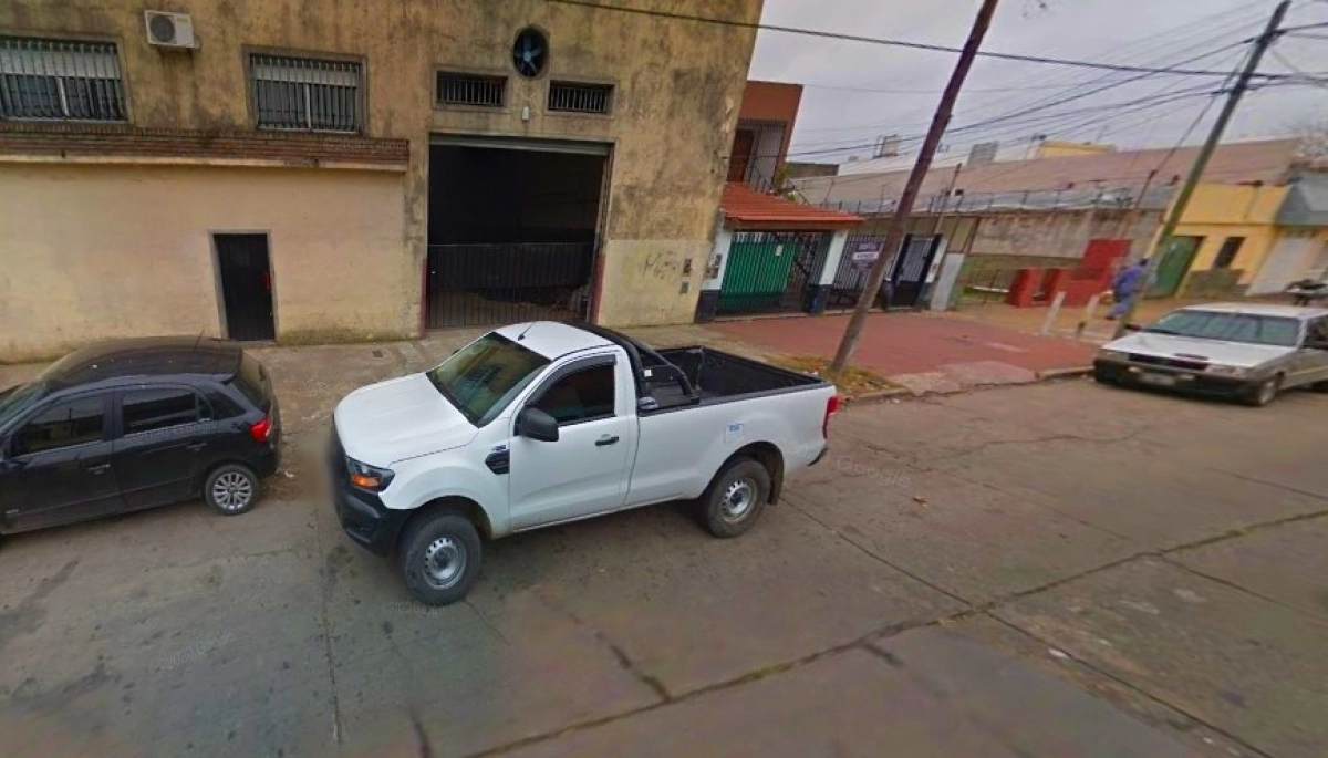 Más rápidos que Copperfield: en segundos y sin trucos, le desaparecieron la camioneta