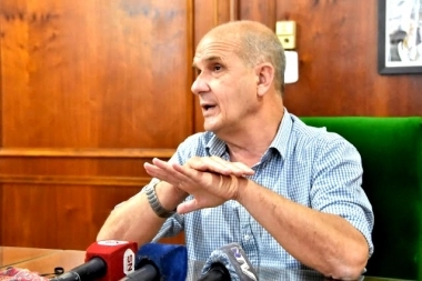 Municipio bonaerense impulsa una llamativa licencia de cumpleaños para sus empleados