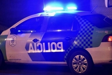 Ola de inseguridad en Tres de Febrero: emboscaron a un remisero en moto y le robaron el vehículo