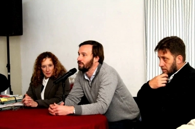 Una catarata de críticas cayó sobre el intendente de Suipacha por la última paritaria municipal