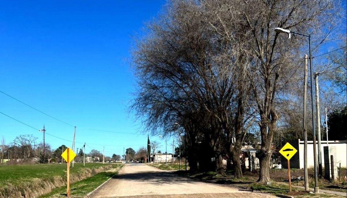 Con el recambio de 21 luminarias, se profundizan las obras y mejoras en Roque Pérez