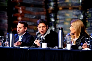 Kicillof presentó su proyecto para crear el RIGI bonaerense distinto al que fomenta Milei