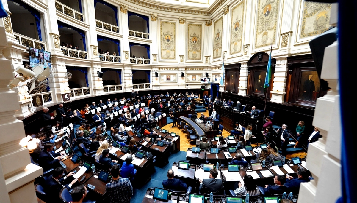 Diputados bonaerenses sesionaron y recordaron la reforma a la Constitución de 1994