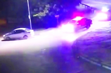 Tras una veloz y peligrosa persecución, los detuvieron con drogas y en un auto con pedido de secuestro