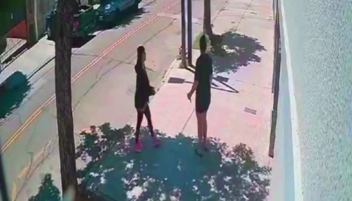 CABA en modo Conurbano: motochorro la persiguió por la vereda y le robó las pertenencias
