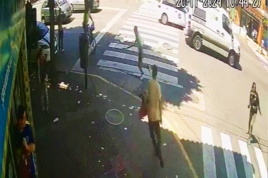 Violencia en CABA: varios sujetos se enfrentaron con facas y machetes en Constitución