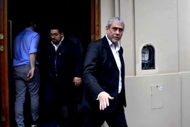 Con un palito contra La Cámpora, Ferraresi dio otro paso en el armado político para Kicillof