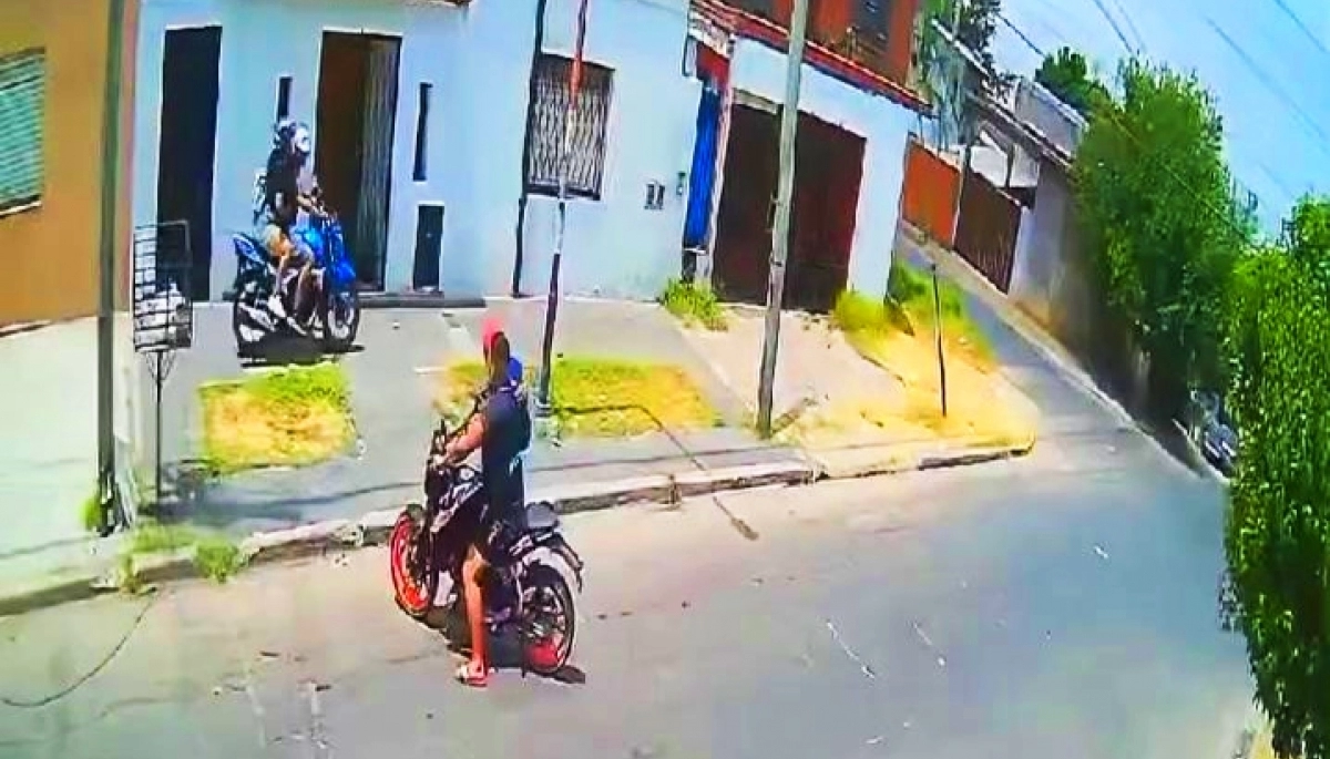 Conurbano detonado: motochorros balearon a un comerciante y otros dejaron a pie a pareja de motoqueros