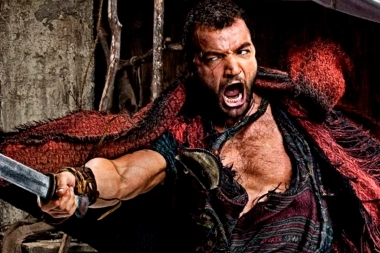 La serie “Spartacus: House Of Ashur” compartió un brutal primer adelanto, a pura lucha de espadas