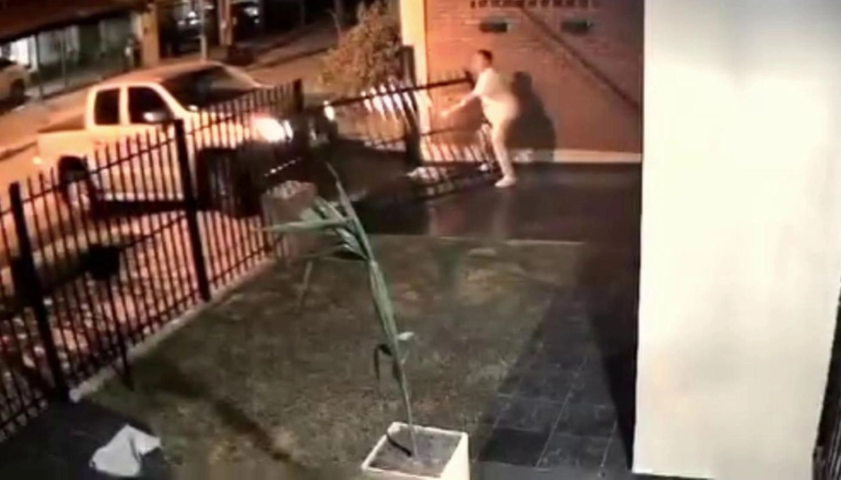 Inseguridad en Merlo: le tiraron el portón, le robaron la camioneta y la familia temió un secuestro