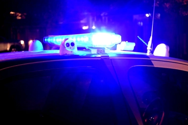 Policías vestidos de civil amenazaron y agredieron a motoqueros en la autopista Buenos Aires-La Plata