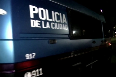 Intento de homicidio en Villa Riachuelo: denunciado por violencia, la atacó a machetazos