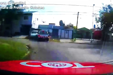 Qué no maneje más: evadió un control vehicular y atropelló a un agente del COT