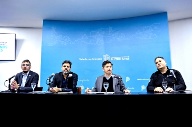 Kicillof reclamará a Milei un millonario fondo para obras: lo culpó por las inundaciones en Provincia