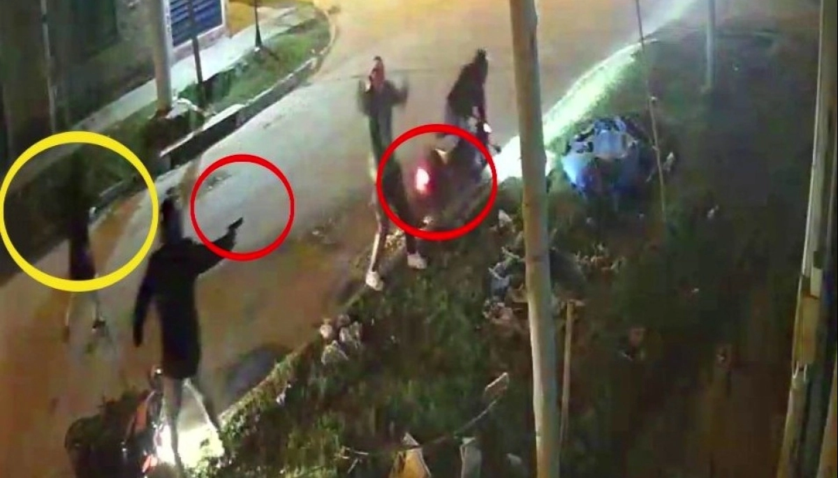 Un motoquero y un grupo de vecinos puso en fuga a motochorros armados que le intentaron robar