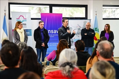 Mantegazza encabezó la presentación del inicio del programa “La Radio en la Escuela”