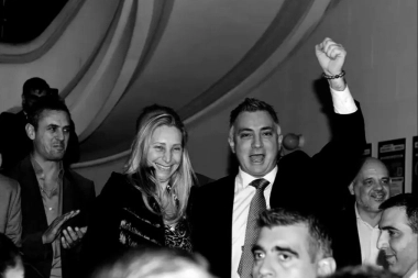 Los libertarios imponen su dominio ante el PRO y tiñen de violeta el pacto electoral bonaerense