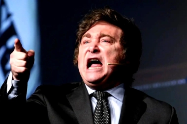 “Pelotudo”, “inútil soviético” y más: Milei y otra tanda de insultos para Kicillof por el fallo contra YPF