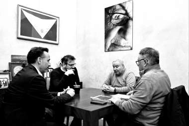 A los gritos e insultos,  Alessandro tensionó una reunión de Fuerza Patria en la Segunda Sección