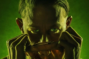 Motosierras y máscaras de piel humana llegan a Netflix con “Monstruos: La historia de Ed Gein”