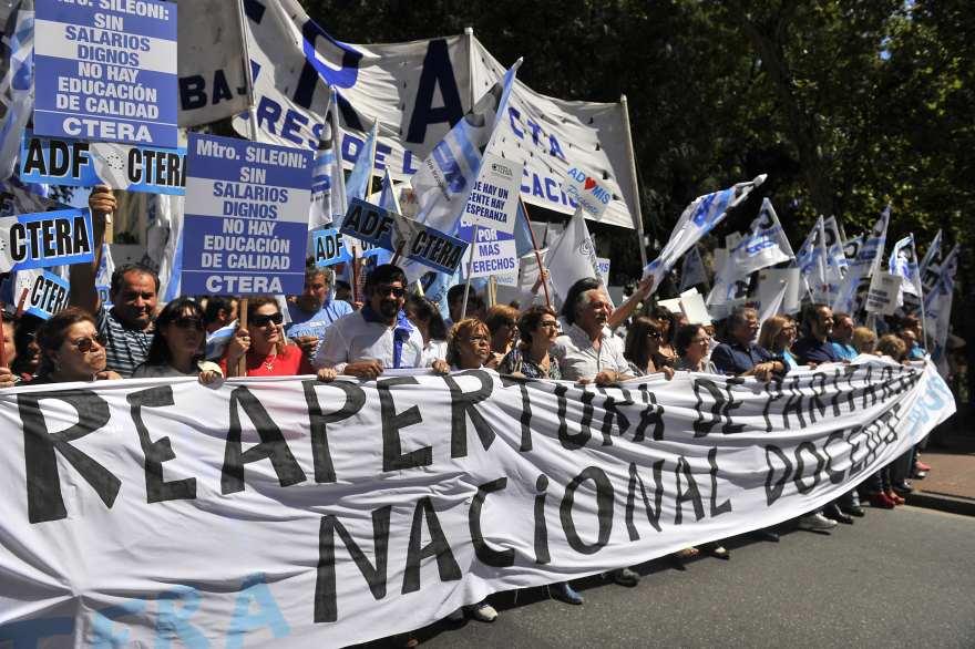 CTERA repudió el decreto que modifica la paritaria nacional y lo denunciarán en la OIT