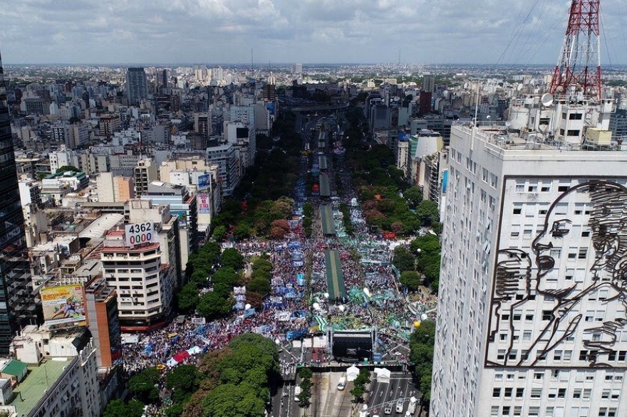 Marcha 21F: frente a multitud, Moyano lanzó duras críticas contra las políticas de Macri