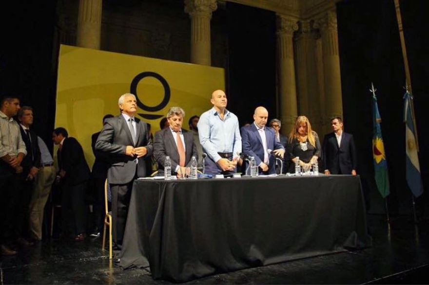 Molina encabezó sesiones ordinarias y apuntó a profundizar la "transformación histórica"