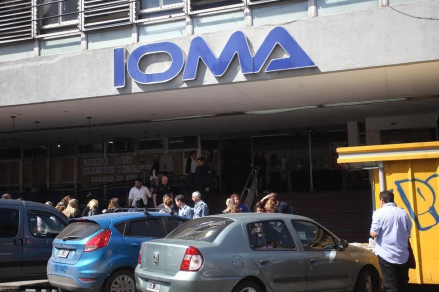 Quejas y desconcierto por la reducción de bonos para atención ambulatoria en IOMA