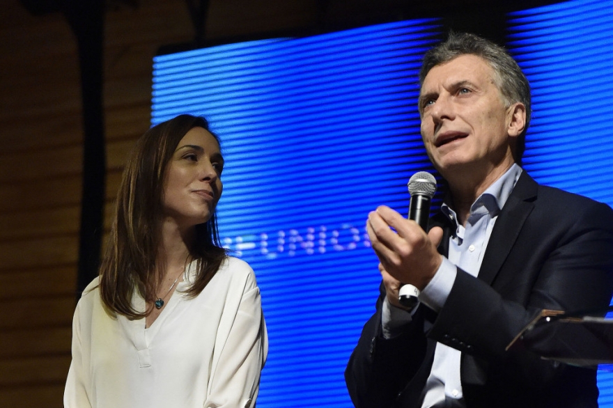 Ante los bonaerenses, Vidal aún mantiene mejor imagen positiva que Mauricio Macri