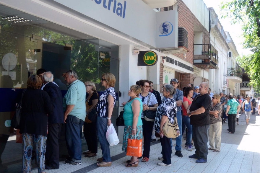 Para recordar: desde este jueves jubilados y pensionados del IPS cobran haberes de abril