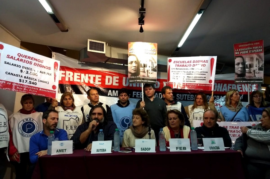 Crece el conflicto: docentes criticaron adelanto de Vidal y podrían extender el paro a 48 horas