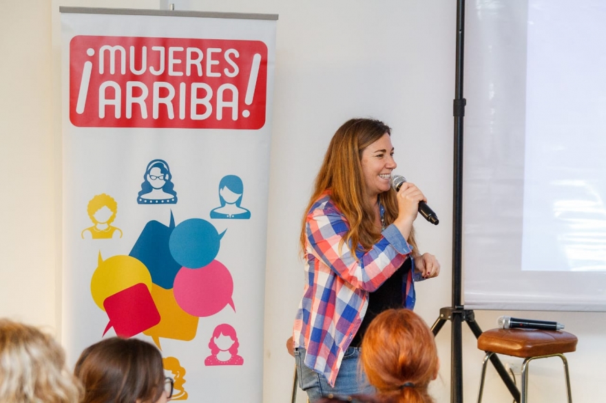 Con mesas de trabajo, el encuentro de mujeres de Cambiemos tuvo su jornada en Lincoln