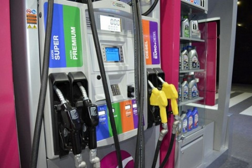 En sintonía con YPF, Axion y Petrobras aumentan el precio de sus combustibles