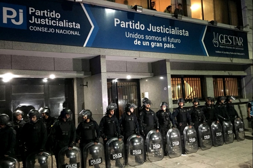 Chau Barrionuevo: la Cámara Electoral revocó intervención del PJ Nacional y vuelve Gioja