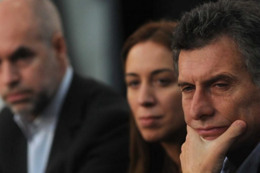 Macri reunió a una mesa chica en busca de alternativas a la crisis: la UCR ausente