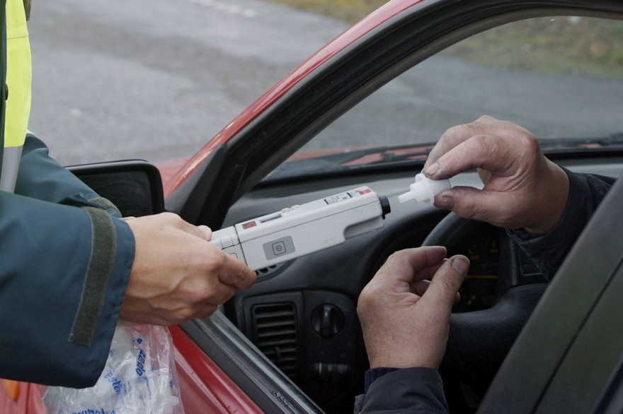 A manejar sin tomar nada: avanza alcohol cero para principiantes y menores de 21 en la Provincia