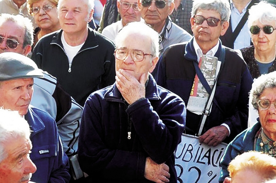 El bono de Macri no es para todos: jubilados y pensionados se quedaron afuera de la medida