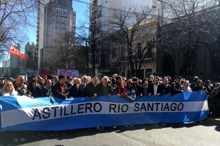 Paños fríos: trabajadores del Astillero cerraron aumento paritario en 32 por ciento anual